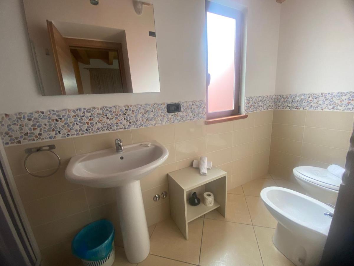 Mandanici :Borgo Marsalini Hotel Барселона-Поцо ди Гото Екстериор снимка