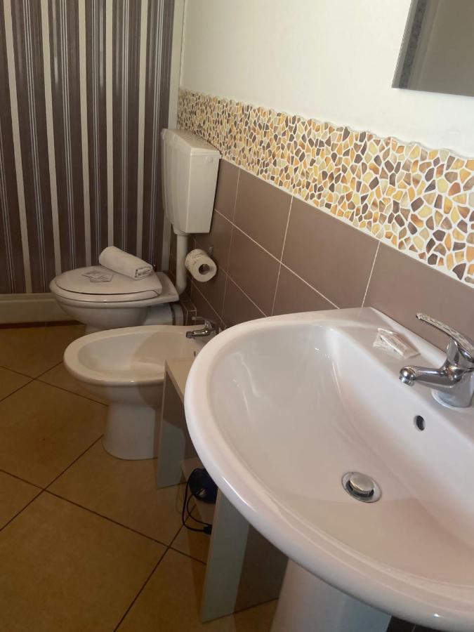 Mandanici :Borgo Marsalini Hotel Барселона-Поцо ди Гото Екстериор снимка