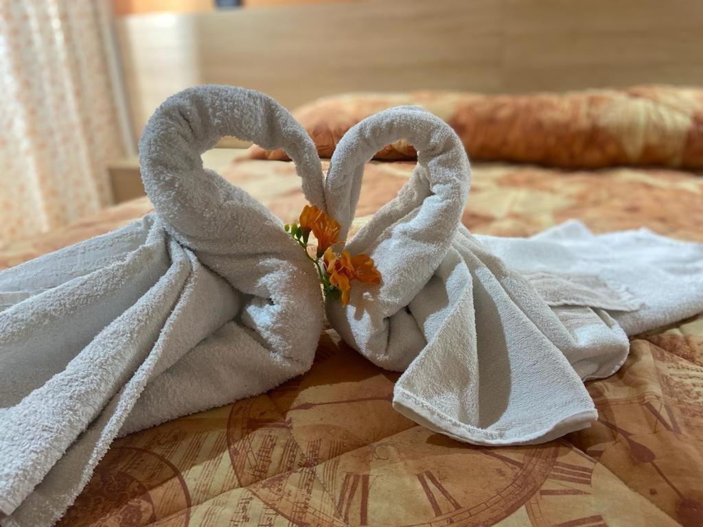 Mandanici :Borgo Marsalini Hotel Барселона-Поцо ди Гото Екстериор снимка